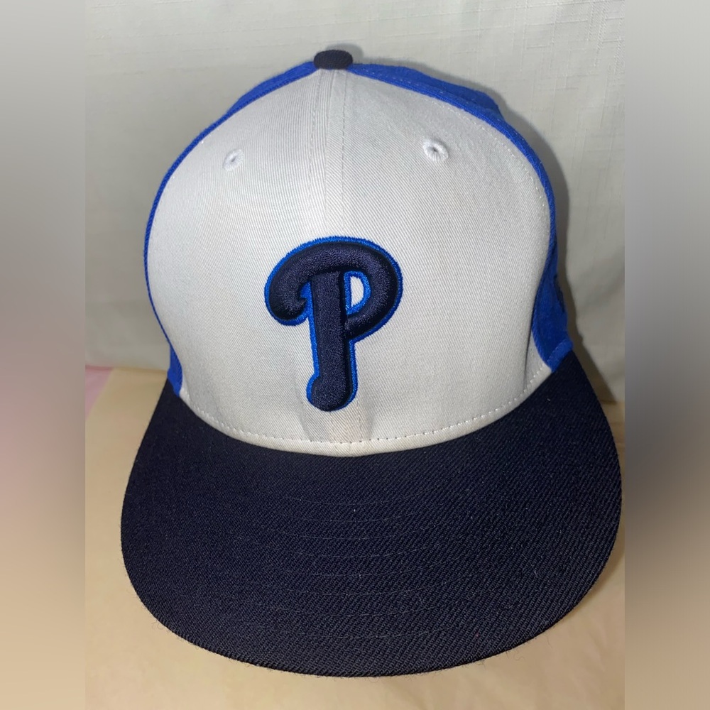 59 hat Phillies cup -